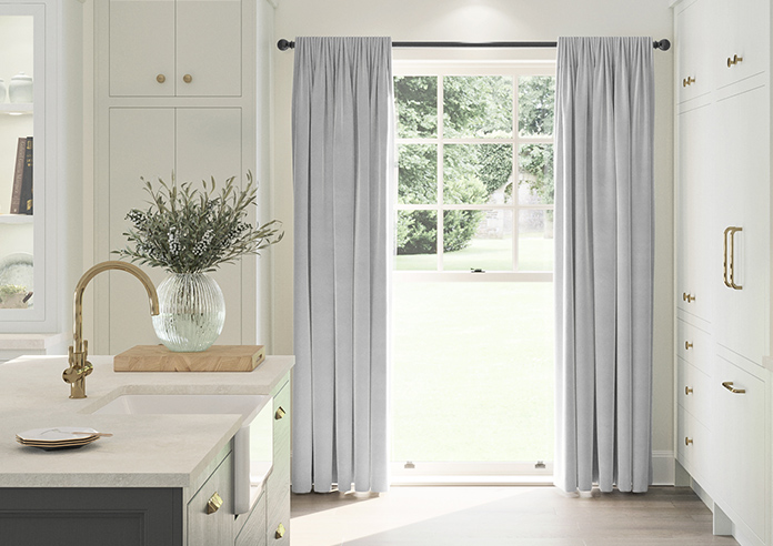 Ultra Luxe Velvet, Cloud - Made to Measure Curtains - Image 3